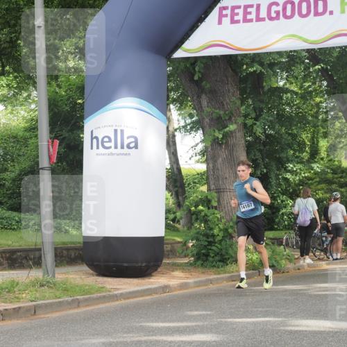 29.06.2025 - hella hamburg halbmarathon KatJ http://msf.ph/oto/8316281 29.06.2025 10:15:48 Zwischen KM18-KM19 2483, 4338, 8376 meine-sportfotos.de