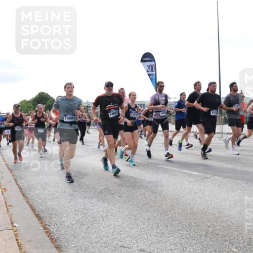 29.06.2025 - hella hamburg halbmarathon Lena Gebhardt http://msf.ph/oto/8316348 29.06.2025 10:22:24 Lombardsbrücke 11440, 4970, 14903, 14901, 200, 4113, 12933, 19220, 4114, 1003, 1187, 1294, 1419, 1598, 1963, 2009, 2022, 2063, 2294, 2351, 2479, 2514, 2744, 2886, 3050, 3108, 3172, 3430, 3457, 3458, 3511, 3600, 3601, 3768, 3910, 3946, 4113, 4114, 4131, 4366, 4556, 4559, 4829, 4969, 4970, 5079, 5343, 5641, 5798, 5838, 6030, 6048, 6049, 6303, 6307, 6347, 6820, 6826, 6881, 6899, 6977, 7097, 7162, 7188, 7190, 7276, 7529, 7794, 7925, 8355, 8431, 8511, 8855, 8860, 8884, 8931, 8954, 9256 meine-sportfotos.de