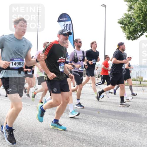 29.06.2025 - hella hamburg halbmarathon Lena Gebhardt http://msf.ph/oto/8316455 29.06.2025 10:22:26 Lombardsbrücke 6030, 5079, 14903, 1444, 200, 1716, 1490, 1922, 1003, 1187, 1294, 1419, 1598, 1963, 2009, 2022, 2063, 2294, 2351, 2479, 2514, 2744, 2886, 3050, 3108, 3172, 3430, 3457, 3458, 3511, 3600, 3601, 3768, 3910, 3946, 4113, 4114, 4131, 4366, 4556, 4559, 4829, 4969, 4970, 5079, 5223, 5343, 5798, 5838, 6030, 6048, 6049, 6303, 6307, 6347, 6820, 6826, 6881, 6899, 6977, 7097, 7188, 7190, 7276, 7529, 7794, 7925, 8355, 8431, 8511, 8855, 8860, 8884, 8931, 8954, 9256 meine-sportfotos.de