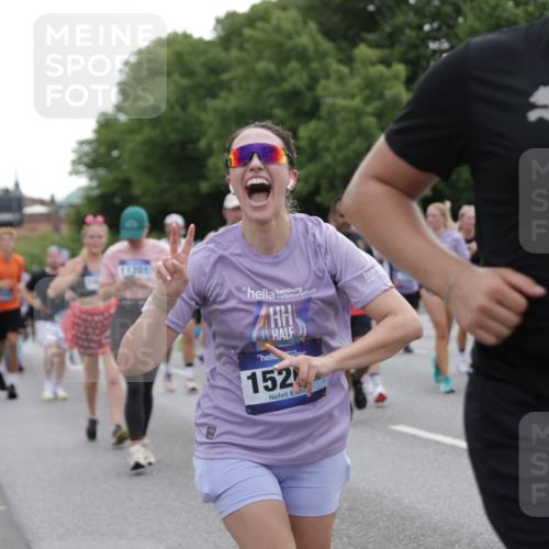 29.06.2025 - hella hamburg halbmarathon Jannik Wohlers http://msf.ph/oto/8316466 29.06.2025 10:38:51 Lombardsbrücke 1760, 1856, 1883, 2092, 2571, 2574, 2843, 2893, 2998, 3275, 3353, 3727, 4410, 4523, 4603, 4659, 4855, 4882, 6112, 6342, 6343, 6611, 7341, 7501, 7506, 7524, 7589, 7815, 8203, 8243, 8457, 9393, 9420, 9446, 9974, 9977, 10001, 10315, 10516, 10696, 10849, 11129, 11201, 11313, 11381, 11382, 11533, 11729, 12090, 12092, 12391, 12410, 12745, 13461, 13519, 14299, 14871, 14956, 15112, 15262, 15536, 15765, 16335, 16382, 16841, 16866, 16869, 16883, 16884, 17313, 17368, 17536 meine-sportfotos.de