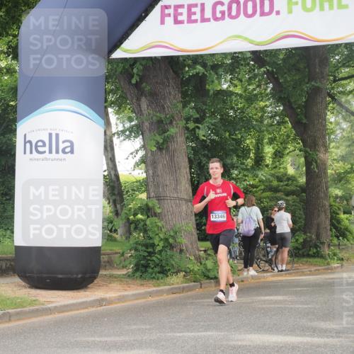 29.06.2025 - hella hamburg halbmarathon KatJ http://msf.ph/oto/8316668 29.06.2025 10:15:53 Zwischen KM18-KM19 2483 meine-sportfotos.de