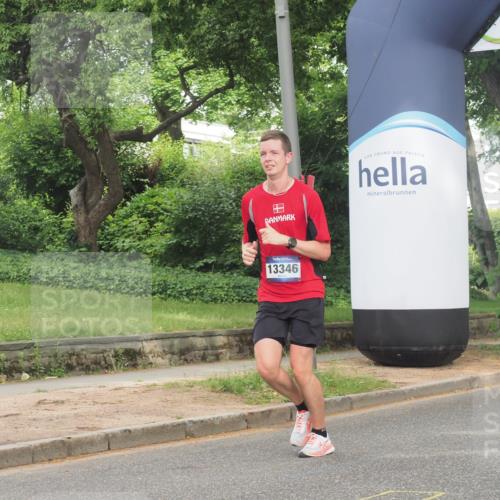 29.06.2025 - hella hamburg halbmarathon KatJ http://msf.ph/oto/8317007 29.06.2025 10:15:54 Zwischen KM18-KM19 2483 meine-sportfotos.de