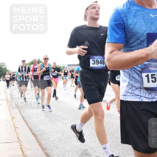 29.06.2025 - hella hamburg halbmarathon Lena Gebhardt http://msf.ph/oto/8317154 29.06.2025 10:22:30 Lombardsbrücke 17291, 142, 13820, 18611, 3946, 41, 15661, 1003, 1187, 1419, 1598, 1963, 2009, 2022, 2063, 2294, 2351, 2479, 2514, 2744, 2766, 2886, 3003, 3050, 3108, 3172, 3430, 3457, 3458, 3511, 3600, 3601, 3768, 3910, 3946, 4113, 4114, 4131, 4366, 4556, 4559, 4829, 4969, 4970, 5079, 5223, 5343, 5798, 5838, 6030, 6048, 6049, 6303, 6307, 6347, 6820, 6826, 6881, 6899, 6977, 7097, 7188, 7190, 7276, 7529, 7794, 7925, 8355, 8431, 8511, 8855, 8860, 8884, 8931, 8954, 9256, 10826, 14801 meine-sportfotos.de