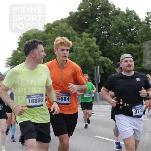 29.06.2025 - hella hamburg halbmarathon Jannik Wohlers http://msf.ph/oto/8317181 29.06.2025 10:38:56 Lombardsbrücke 1760, 1856, 1883, 2092, 2571, 2574, 2843, 2893, 2998, 3275, 3353, 3727, 4523, 4603, 4659, 4855, 4882, 6321, 6342, 6343, 6748, 7341, 7501, 7506, 7524, 7684, 7815, 8203, 8243, 9393, 9420, 9446, 10001, 10315, 10512, 10516, 10849, 10888, 11129, 11201, 11313, 11381, 11382, 11533, 11729, 12090, 12217, 12391, 12745, 13178, 13461, 13519, 14114, 14299, 14871, 14956, 15112, 15262, 15433, 15536, 15765, 16382, 16866, 16869, 16884, 17368, 17536 meine-sportfotos.de