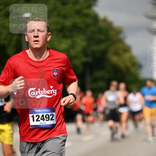29.06.2025 - hella hamburg halbmarathon Dr. Thomas Lammeyer http://msf.ph/oto/8317618 29.06.2025 10:17:18 Kennedybrücke 1007, 1328, 1859, 2055, 2359, 2961, 2987, 3218, 3729, 4554, 4950, 5232, 5597, 5598, 6026, 7346, 7460, 8115, 8279, 8913, 9128, 9527, 10581 meine-sportfotos.de