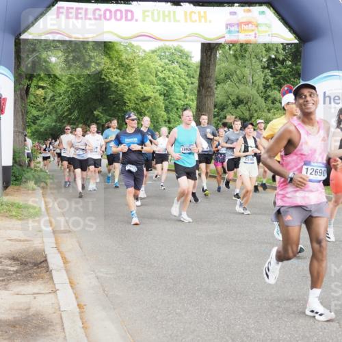 29.06.2025 - hella hamburg halbmarathon MichiJ http://msf.ph/oto/8317645 29.06.2025 10:36:47 Zwischen KM18-KM19 1342, 2592, 2596, 3060, 4847, 4890, 9723, 10184, 12533, 12690, 13690, 13962, 14033, 16369, 17173, 17395, 17855, 18058, 18926, 19112, 19198 meine-sportfotos.de
