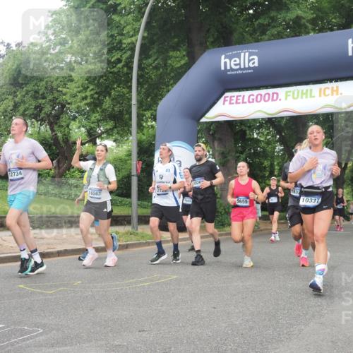 29.06.2025 - hella hamburg halbmarathon KatJ http://msf.ph/oto/8317660 29.06.2025 10:45:25 Zwischen KM18-KM19 1319, 2159, 4767, 5084, 7189 meine-sportfotos.de