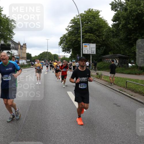 29.06.2025 - hella hamburg halbmarathon Yannick Fuchs http://msf.ph/oto/8317824 29.06.2025 10:50:50 20KM 1485, 1955, 2034, 2282, 2417, 2676, 3413, 3435, 3836, 4167, 4940, 5033, 5492, 6272, 6399, 6416, 6835, 7716, 8393, 8542, 8652, 8669, 8825, 9488, 9577, 9727, 9820, 9907, 9934, 10133, 10212, 11043, 11083, 11212, 11590, 11612, 12014, 12348, 12440, 12523, 13394, 13666, 13750, 13863, 14139, 14369, 14678, 15097, 15145, 15431, 15695, 15712, 15726, 16113, 16257, 16261, 16470, 16634, 16830, 16909, 17160, 17617, 17779, 17828, 18208, 18652, 18719, 19184 meine-sportfotos.de