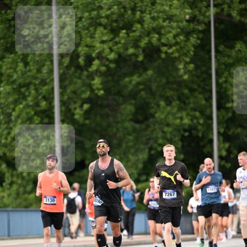 29.06.2025 - hella hamburg halbmarathon Dr. Thomas Lammeyer http://msf.ph/oto/8317956 29.06.2025 10:38:59 Kennedybrücke 2355, 2376, 2482, 2751, 2801, 3130, 3420, 4884, 5453, 6171, 6310, 6329, 7299, 8021, 8369, 8589, 8965, 9164, 9248, 9379, 9448, 10606 meine-sportfotos.de