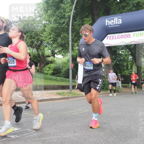 29.06.2025 - hella hamburg halbmarathon KatJ http://msf.ph/oto/8318013 29.06.2025 10:45:27 Zwischen KM18-KM19 1946, 1951, 2159, 7189 meine-sportfotos.de
