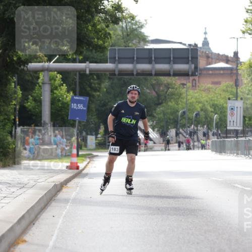 29.06.2025 - hella hamburg halbmarathon Jannik Wohlers http://msf.ph/oto/8318256 29.06.2025 08:59:51 Lombardsbrücke  meine-sportfotos.de