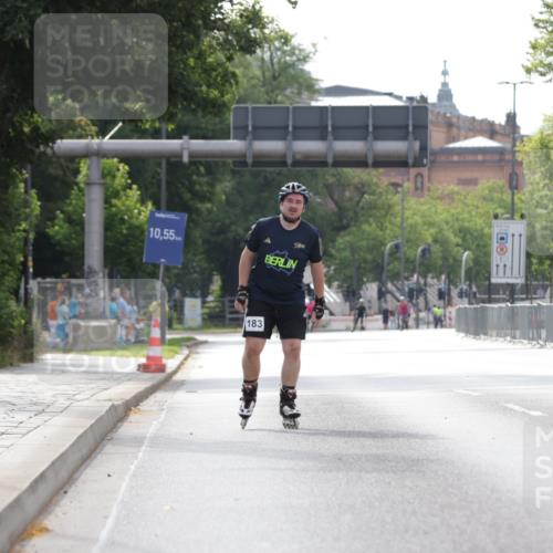 29.06.2025 - hella hamburg halbmarathon Jannik Wohlers http://msf.ph/oto/8318323 29.06.2025 08:59:51 Lombardsbrücke  meine-sportfotos.de