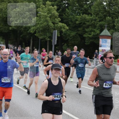 29.06.2025 - hella hamburg halbmarathon Jannik Wohlers http://msf.ph/oto/8318429 29.06.2025 10:39:06 Lombardsbrücke 1856, 1883, 2578, 3275, 3353, 4603, 4609, 4855, 5045, 5701, 6321, 6342, 6343, 6427, 6719, 6726, 6748, 7053, 7199, 7501, 7524, 7684, 8203, 8995, 9393, 9569, 9698, 9747, 9777, 10512, 10626, 10627, 10849, 10888, 11129, 11381, 11382, 11461, 11729, 12150, 12217, 12680, 13178, 13461, 13495, 13519, 14111, 14114, 14299, 14674, 15112, 15433, 15494, 15536, 16178, 16382, 16866, 16869, 16884, 17379, 17666, 17695 meine-sportfotos.de