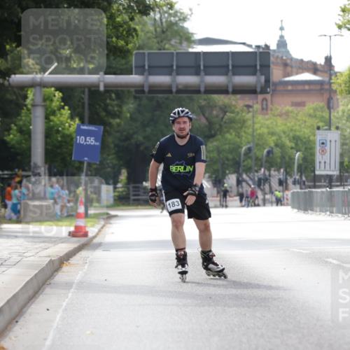 29.06.2025 - hella hamburg halbmarathon Jannik Wohlers http://msf.ph/oto/8318529 29.06.2025 08:59:52 Lombardsbrücke  meine-sportfotos.de
