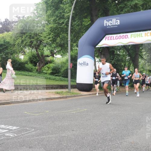 29.06.2025 - hella hamburg halbmarathon KatJ http://msf.ph/oto/8318635 29.06.2025 10:45:33 Zwischen KM18-KM19 1946, 1951, 2027, 4796, 5675, 6636, 7138 meine-sportfotos.de