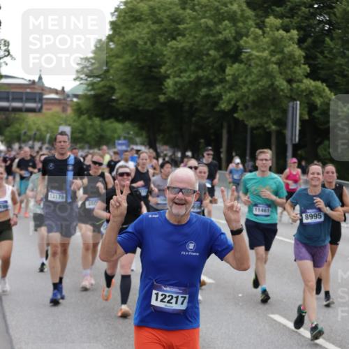 29.06.2025 - hella hamburg halbmarathon Jannik Wohlers http://msf.ph/oto/8318699 29.06.2025 10:39:07 Lombardsbrücke 1856, 1883, 2578, 3275, 3353, 4603, 4609, 4855, 5045, 5701, 6321, 6342, 6343, 6427, 6428, 6719, 6726, 6748, 7053, 7199, 7501, 7524, 7684, 8203, 8995, 9393, 9569, 9698, 9747, 9777, 10512, 10626, 10627, 10833, 10849, 10888, 11129, 11381, 11382, 11461, 11729, 12150, 12217, 12680, 13178, 13461, 13495, 13519, 14111, 14114, 14299, 14674, 15265, 15433, 15494, 15536, 16178, 16866, 17379, 17666, 17695, 18944 meine-sportfotos.de