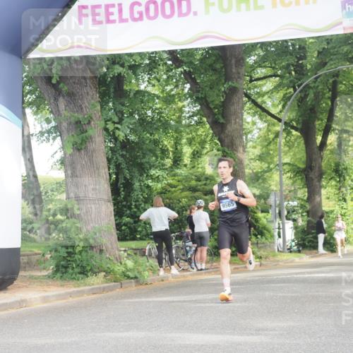 29.06.2025 - hella hamburg halbmarathon KatJ http://msf.ph/oto/8318712 29.06.2025 10:16:07 Zwischen KM18-KM19  meine-sportfotos.de