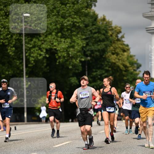 29.06.2025 - hella hamburg halbmarathon Dr. Thomas Lammeyer http://msf.ph/oto/8318865 29.06.2025 10:17:20 Kennedybrücke 1007, 1328, 1859, 2055, 2359, 2961, 2987, 3218, 3729, 4554, 4950, 5232, 5597, 5598, 6026, 6207, 7346, 7460, 8115, 8279, 8913, 9128, 9527, 10581 meine-sportfotos.de
