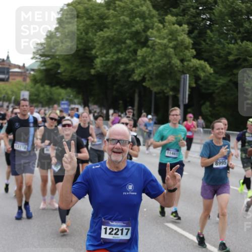 29.06.2025 - hella hamburg halbmarathon Jannik Wohlers http://msf.ph/oto/8318904 29.06.2025 10:39:08 Lombardsbrücke 1883, 2578, 2976, 3353, 4603, 4609, 4855, 5045, 5701, 6321, 6342, 6343, 6427, 6428, 6719, 6726, 6748, 7053, 7125, 7199, 7501, 7524, 7684, 8203, 8995, 9393, 9569, 9698, 9747, 9777, 10512, 10626, 10627, 10833, 10849, 10888, 11381, 11382, 11461, 11729, 12150, 12217, 12680, 13178, 13461, 13495, 13519, 14111, 14114, 14299, 14674, 15265, 15433, 15494, 15536, 16178, 17379, 17407, 17666, 17695, 18944 meine-sportfotos.de