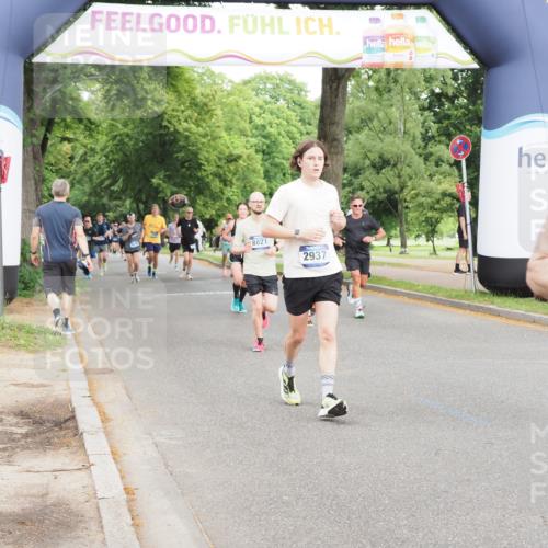 29.06.2025 - hella hamburg halbmarathon MichiJ http://msf.ph/oto/8319018 29.06.2025 10:36:57 Zwischen KM18-KM19 1452, 1476, 2706, 2889, 2937, 3692, 4017, 6158, 7332, 8704, 8821, 9038, 11340, 11451, 13233, 14192, 15422, 16114, 16627, 17982, 18066, 18842, 19109, 19122 meine-sportfotos.de