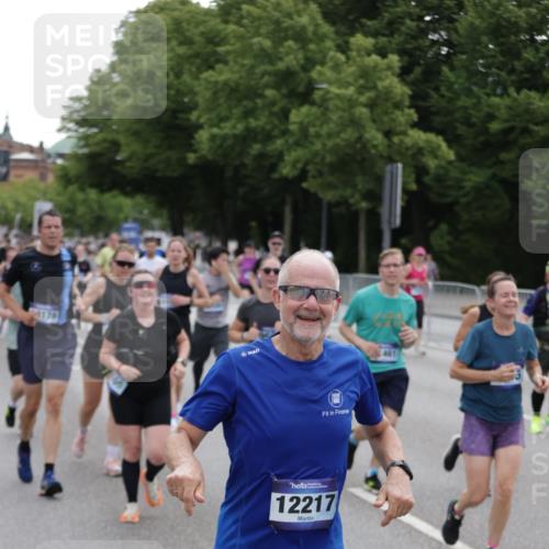 29.06.2025 - hella hamburg halbmarathon Jannik Wohlers http://msf.ph/oto/8319058 29.06.2025 10:39:08 Lombardsbrücke 1883, 2578, 2976, 3353, 4603, 4609, 4855, 5045, 5701, 6321, 6342, 6343, 6427, 6428, 6719, 6726, 6748, 7053, 7125, 7199, 7501, 7524, 7684, 8203, 8995, 9393, 9569, 9698, 9747, 9777, 10512, 10626, 10627, 10833, 10849, 10888, 11381, 11382, 11461, 11729, 12150, 12217, 12680, 13178, 13461, 13495, 13519, 14111, 14114, 14299, 14674, 15265, 15433, 15494, 15536, 16178, 17379, 17407, 17666, 17695, 18944 meine-sportfotos.de