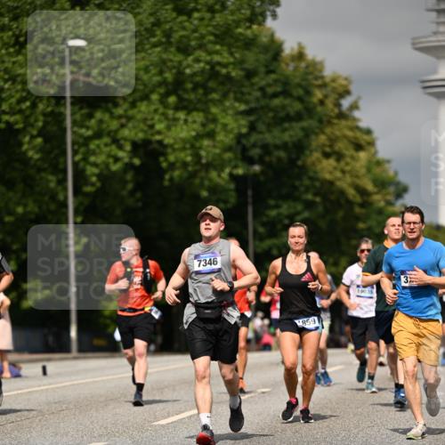 29.06.2025 - hella hamburg halbmarathon Dr. Thomas Lammeyer http://msf.ph/oto/8319064 29.06.2025 10:17:20 Kennedybrücke 1007, 1328, 1859, 2055, 2359, 2961, 2987, 3218, 3729, 4554, 4950, 5232, 5597, 5598, 6026, 6207, 7346, 7460, 8115, 8279, 8913, 9128, 9527, 10581 meine-sportfotos.de