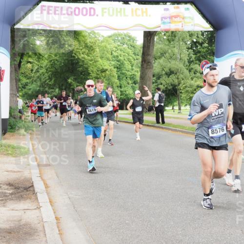 29.06.2025 - hella hamburg halbmarathon MichiJ http://msf.ph/oto/8319336 29.06.2025 10:37:04 Zwischen KM18-KM19 2504, 2788, 2937, 3414, 4711, 7297, 8576, 8819, 8821, 9463, 9770, 12670, 17745, 18842 meine-sportfotos.de