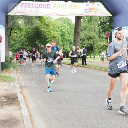 29.06.2025 - hella hamburg halbmarathon MichiJ http://msf.ph/oto/8319364 29.06.2025 10:37:04 Zwischen KM18-KM19 2504, 2788, 2937, 3414, 4711, 7297, 8576, 8819, 8821, 9463, 9770, 12670, 17745, 18842 meine-sportfotos.de