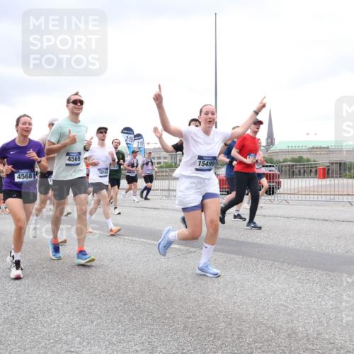 29.06.2025 - hella hamburg halbmarathon Lena Gebhardt http://msf.ph/oto/8319411 29.06.2025 10:57:10 Lombardsbrücke 194, 8039, 18387, 4568, 4569, 10142, 2, 15, 2, 15, 15499, 150, 1207, 2041, 2370, 2871, 2932, 3195, 3348, 3387, 3388, 3418, 3470, 3485, 3516, 3517, 3723, 3851, 4086, 4094, 4106, 4118, 4180, 4241, 4485, 4568, 4569, 4611, 4998, 5057, 5316, 5589, 5639, 5738, 5944, 6053, 6284, 6348, 6349, 6832, 6981, 7381, 7416, 7417, 7592, 7728, 7787, 7964, 8039, 8150, 8197, 8224, 8287, 8540, 8546, 8552, 8679, 8851, 8853, 9110, 9298, 9299 meine-sportfotos.de