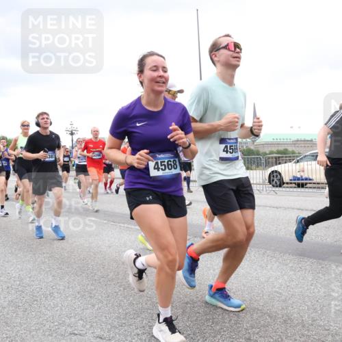29.06.2025 - hella hamburg halbmarathon Lena Gebhardt http://msf.ph/oto/8319541 29.06.2025 10:57:11 Lombardsbrücke 13194, 387, 298, 13878, 6832, 8039, 060, 4568, 4569, 166, 16646, 11586, 1207, 2041, 2370, 2871, 2932, 3195, 3348, 3387, 3388, 3418, 3470, 3485, 3516, 3517, 3723, 3851, 4086, 4094, 4106, 4118, 4180, 4241, 4485, 4568, 4569, 4611, 4998, 5057, 5316, 5589, 5639, 5738, 5944, 6053, 6284, 6348, 6349, 6832, 6981, 7381, 7416, 7417, 7592, 7728, 7787, 7964, 8035, 8039, 8150, 8197, 8224, 8287, 8386, 8540, 8546, 8552, 8679, 8851, 8853, 9110, 9298, 9299 meine-sportfotos.de