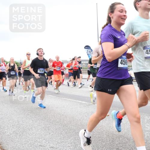 29.06.2025 - hella hamburg halbmarathon Lena Gebhardt http://msf.ph/oto/8319564 29.06.2025 10:57:11 Lombardsbrücke 2871, 4241, 3194, 18387, 8039, 298, 2, 15, 1282, 456, 4569, 1207, 2041, 2370, 2871, 2932, 3195, 3348, 3387, 3388, 3418, 3470, 3485, 3516, 3517, 3723, 3851, 4086, 4094, 4106, 4118, 4180, 4241, 4485, 4568, 4569, 4611, 4998, 5057, 5316, 5589, 5639, 5738, 5944, 6053, 6284, 6348, 6349, 6832, 6981, 7381, 7416, 7417, 7592, 7728, 7787, 7964, 8035, 8039, 8150, 8197, 8224, 8287, 8386, 8540, 8546, 8552, 8679, 8851, 8853, 9110, 9298, 9299 meine-sportfotos.de