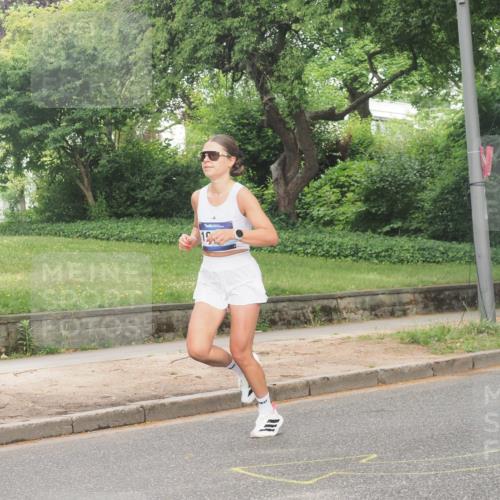 29.06.2025 - hella hamburg halbmarathon KatJ http://msf.ph/oto/8319625 29.06.2025 10:16:16 Zwischen KM18-KM19  meine-sportfotos.de