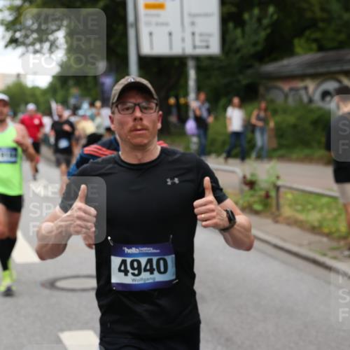 29.06.2025 - hella hamburg halbmarathon Yannick Fuchs http://msf.ph/oto/8319941 29.06.2025 10:50:58 20KM 1387, 1485, 2034, 2282, 2417, 2676, 3435, 3836, 4167, 4940, 5033, 5728, 6272, 6416, 6835, 7716, 8393, 8825, 9488, 9577, 9727, 9820, 10133, 10212, 11043, 11083, 11212, 11590, 11612, 11832, 12014, 12440, 12523, 13245, 13523, 13863, 14139, 14369, 15125, 15145, 15712, 15726, 16093, 16113, 16257, 16261, 16470, 16830, 16909, 17160, 17201, 17617, 17769, 17779, 17828, 17848, 18208, 18388, 18652, 19184 meine-sportfotos.de
