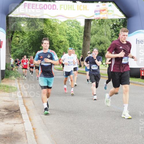 29.06.2025 - hella hamburg halbmarathon MichiJ http://msf.ph/oto/8319995 29.06.2025 10:37:10 Zwischen KM18-KM19 2020, 2234, 2880, 3414, 3562, 4247, 7657, 8819, 8921, 9303, 9770, 11819, 12421, 12670, 15950, 17745 meine-sportfotos.de