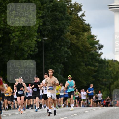 29.06.2025 - hella hamburg halbmarathon Dr. Thomas Lammeyer http://msf.ph/oto/8320069 29.06.2025 10:39:07 Kennedybrücke 1417, 1497, 2265, 2355, 2482, 2751, 3130, 3409, 4884, 5453, 6171, 6310, 6329, 6335, 6571, 6803, 6859, 7020, 7299, 8369, 8965, 9164, 9248, 10335, 10464, 10606 meine-sportfotos.de
