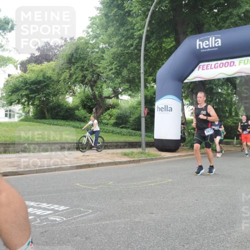 29.06.2025 - hella hamburg halbmarathon KatJ http://msf.ph/oto/8320074 29.06.2025 10:45:42 Zwischen KM18-KM19 1642, 2348, 2584, 2677, 2759, 2855, 3114, 4550, 6860, 8392 meine-sportfotos.de