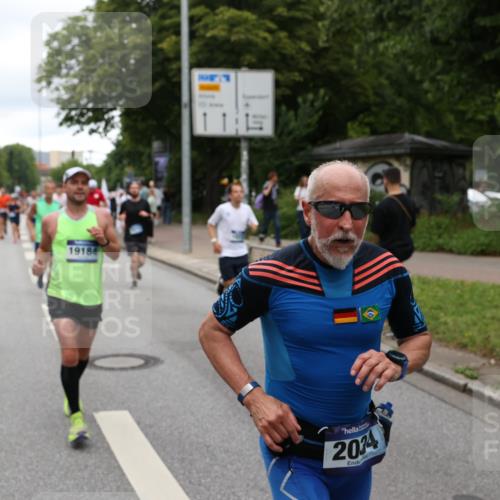 29.06.2025 - hella hamburg halbmarathon Yannick Fuchs http://msf.ph/oto/8320225 29.06.2025 10:50:59 20KM 1387, 1485, 2034, 2282, 2417, 2676, 3435, 3836, 4167, 4940, 5033, 5728, 6272, 7269, 7716, 8393, 8825, 9488, 9577, 9820, 10133, 10212, 11043, 11083, 11212, 11590, 11612, 11832, 12014, 12523, 13245, 13523, 13863, 14139, 14361, 14369, 14881, 15110, 15125, 15145, 15712, 15726, 16093, 16113, 16257, 16261, 16470, 16830, 16909, 17160, 17201, 17617, 17769, 17779, 17828, 17848, 18208, 18388, 18652, 19184 meine-sportfotos.de