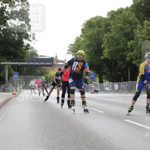 29.06.2025 - hella hamburg halbmarathon Jannik Wohlers http://msf.ph/oto/8320472 29.06.2025 09:00:16 Lombardsbrücke  meine-sportfotos.de
