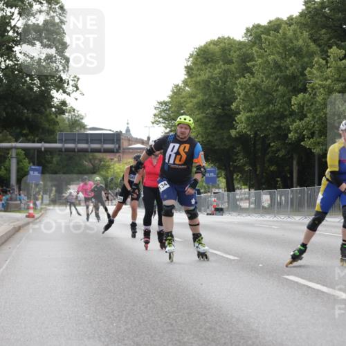 29.06.2025 - hella hamburg halbmarathon Jannik Wohlers http://msf.ph/oto/8320513 29.06.2025 09:00:16 Lombardsbrücke  meine-sportfotos.de