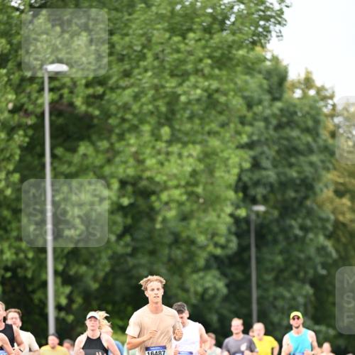 29.06.2025 - hella hamburg halbmarathon Dr. Thomas Lammeyer http://msf.ph/oto/8320751 29.06.2025 10:39:11 Kennedybrücke 1417, 1497, 1821, 1849, 2265, 2355, 2482, 3130, 3409, 4884, 5027, 5453, 5793, 6171, 6310, 6329, 6335, 6571, 6746, 6803, 6859, 7020, 7299, 7733, 8369, 9164, 9248, 9342, 10335, 10393, 10464, 10606 meine-sportfotos.de