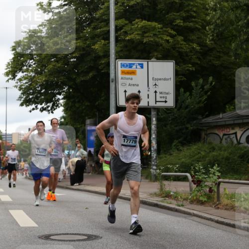 29.06.2025 - hella hamburg halbmarathon Yannick Fuchs http://msf.ph/oto/8320817 29.06.2025 10:51:04 20KM 1387, 1485, 1715, 1719, 1972, 2034, 2282, 2417, 2676, 3435, 4167, 4940, 5033, 5728, 6272, 7269, 8744, 9577, 9820, 10133, 10212, 11043, 11590, 11612, 11832, 13245, 13523, 13863, 14361, 14369, 14881, 14951, 15110, 15125, 15145, 15220, 15712, 15726, 16093, 16113, 16470, 16830, 16909, 17160, 17201, 17617, 17769, 17779, 17828, 17848, 18388, 19184 meine-sportfotos.de