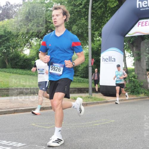 29.06.2025 - hella hamburg halbmarathon KatJ http://msf.ph/oto/8320913 29.06.2025 10:45:52 Zwischen KM18-KM19 1285, 2619, 3279, 5926, 6202 meine-sportfotos.de