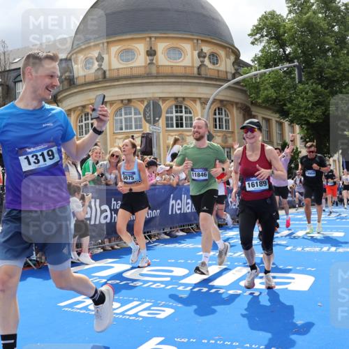 29.06.2025 - hella hamburg halbmarathon Strokosch-Dieckow http://msf.ph/oto/8320962 29.06.2025 10:58:44 Ziel 1319, 2159, 2488, 2656, 2840, 3859, 5277, 5675, 6592, 6720, 8322, 8807, 8929, 10268, 10539, 10943, 11605, 11846, 12862, 13512, 13694, 13880, 14266, 14902, 14965, 15197, 16189, 17405, 17630, 17839, 18232, 18587, 18954 meine-sportfotos.de