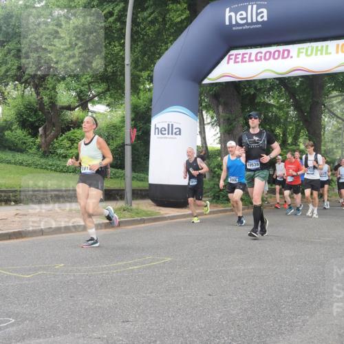 29.06.2025 - hella hamburg halbmarathon KatJ http://msf.ph/oto/8320963 29.06.2025 10:45:54 Zwischen KM18-KM19 1285, 2006, 3279, 5926, 6202 meine-sportfotos.de