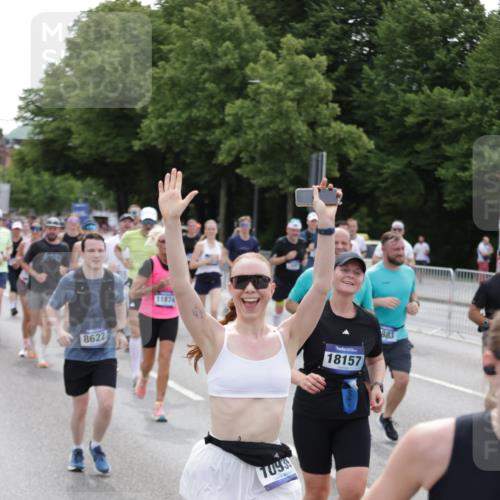 29.06.2025 - hella hamburg halbmarathon Jannik Wohlers http://msf.ph/oto/8321071 29.06.2025 10:39:29 Lombardsbrücke 1058, 1076, 1586, 1899, 2313, 2976, 3046, 3882, 3883, 3884, 4298, 4752, 5229, 5654, 5877, 5901, 6698, 6739, 7045, 7125, 7429, 7455, 7456, 8107, 8612, 8622, 8865, 8866, 9080, 9195, 9292, 9495, 10441, 10648, 10666, 10714, 10901, 10939, 11242, 11244, 11664, 11874, 11982, 12414, 12631, 12883, 12906, 13644, 14327, 14578, 14882, 15111, 16532, 16784, 17407, 17634, 18157, 19121, 19163 meine-sportfotos.de