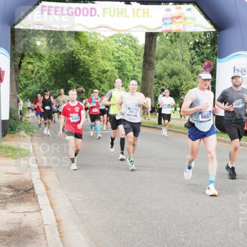 29.06.2025 - hella hamburg halbmarathon MichiJ http://msf.ph/oto/8321097 29.06.2025 10:37:17 Zwischen KM18-KM19 1630, 2013, 2880, 3562, 4247, 6115, 7100, 8112, 8437, 8454, 8657, 8921, 9031, 9303, 9491, 9597, 10859, 10860, 11819, 12203, 15803, 15950, 16738, 16891 meine-sportfotos.de