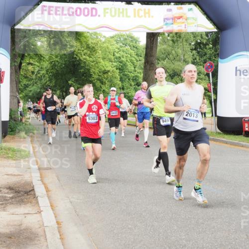 29.06.2025 - hella hamburg halbmarathon MichiJ http://msf.ph/oto/8321187 29.06.2025 10:37:18 Zwischen KM18-KM19 1630, 2013, 2880, 3562, 6115, 7100, 8112, 8437, 8454, 8657, 8921, 9031, 9303, 9491, 9597, 10859, 10860, 12203, 14526, 15803, 15950, 16403, 16738, 16891 meine-sportfotos.de