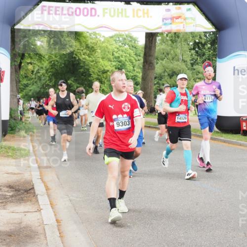 29.06.2025 - hella hamburg halbmarathon MichiJ http://msf.ph/oto/8321254 29.06.2025 10:37:19 Zwischen KM18-KM19 1630, 2013, 4261, 6115, 7100, 8112, 8437, 8454, 8657, 9031, 9491, 9597, 9695, 10859, 10860, 12203, 13225, 14012, 14526, 15620, 15803, 16403, 16738, 16891, 18489, 19020 meine-sportfotos.de