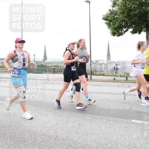 29.06.2025 - hella hamburg halbmarathon Lena Gebhardt http://msf.ph/oto/8321358 29.06.2025 10:57:22 Lombardsbrücke 5639, 7787, 14148, 44, 4611, 128, 1207, 1265, 1643, 2041, 2370, 2871, 3195, 3385, 3387, 3388, 3433, 3470, 3485, 3723, 3750, 3851, 4086, 4106, 4180, 4197, 4241, 4485, 4568, 4569, 4611, 4998, 5057, 5117, 5316, 5632, 5639, 5736, 5738, 6053, 6284, 6827, 6832, 6857, 6981, 7416, 7417, 7592, 7720, 7728, 7787, 7964, 8035, 8039, 8197, 8224, 8287, 8386, 8540, 8546, 8552, 8679, 8708, 8851, 8853, 8873, 9110, 9233, 9298, 9299, 9318, 9496 meine-sportfotos.de