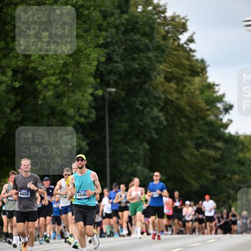 29.06.2025 - hella hamburg halbmarathon Dr. Thomas Lammeyer http://msf.ph/oto/8321413 29.06.2025 10:39:14 Kennedybrücke 1417, 1497, 1821, 1849, 2265, 2482, 3130, 3409, 4564, 4884, 5027, 5453, 5793, 6335, 6571, 6746, 6803, 6859, 7020, 7386, 7733, 8369, 9164, 9248, 9342, 10335, 10393, 10464, 10606 meine-sportfotos.de